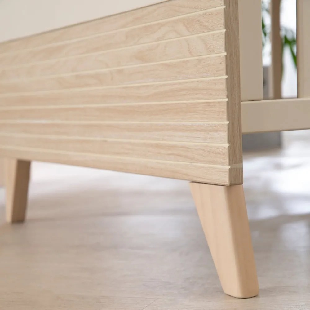 Pătuț bej cu înălțime reglabilă 70x140 cm Sidney – Roba