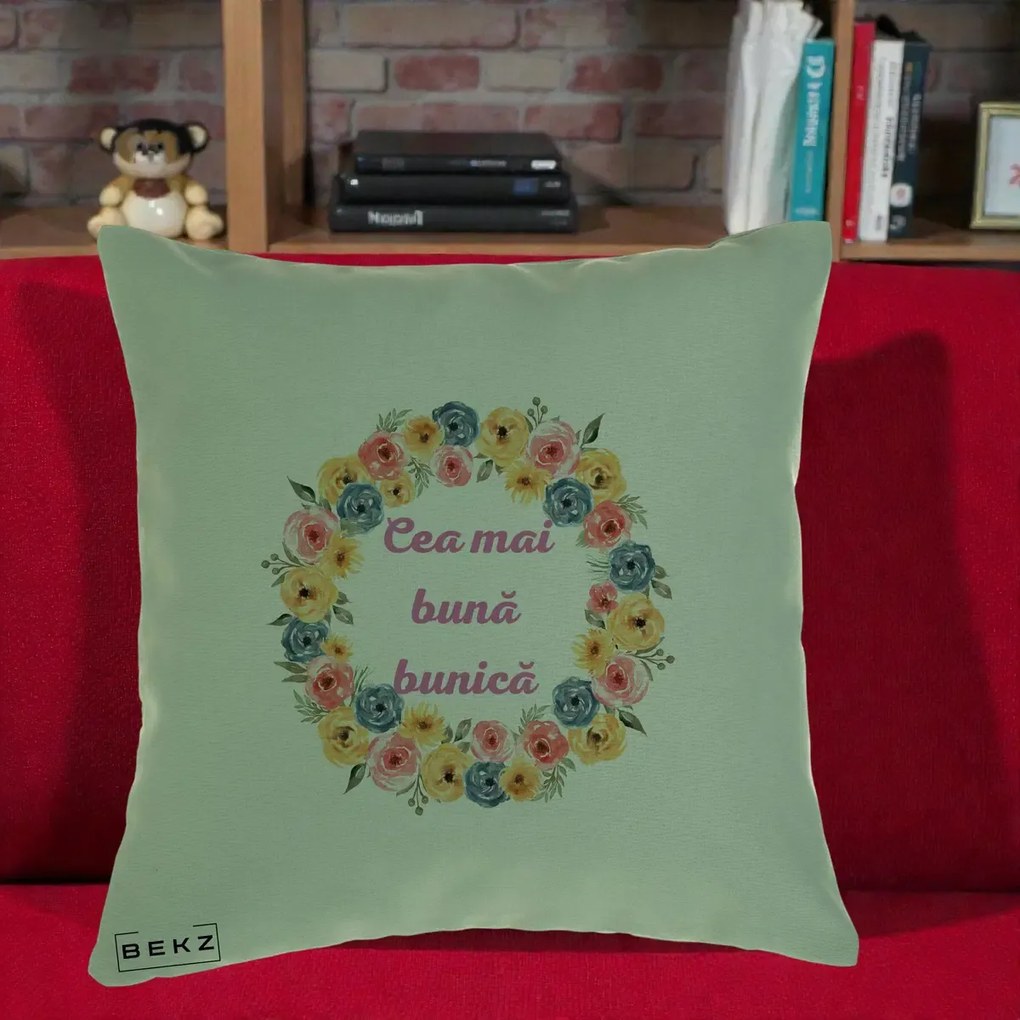 Perna personalizata bunica: Cea mai buna bunica, flori multicolore, 40x40 cm cu Umplutura, Verde, BEKZ