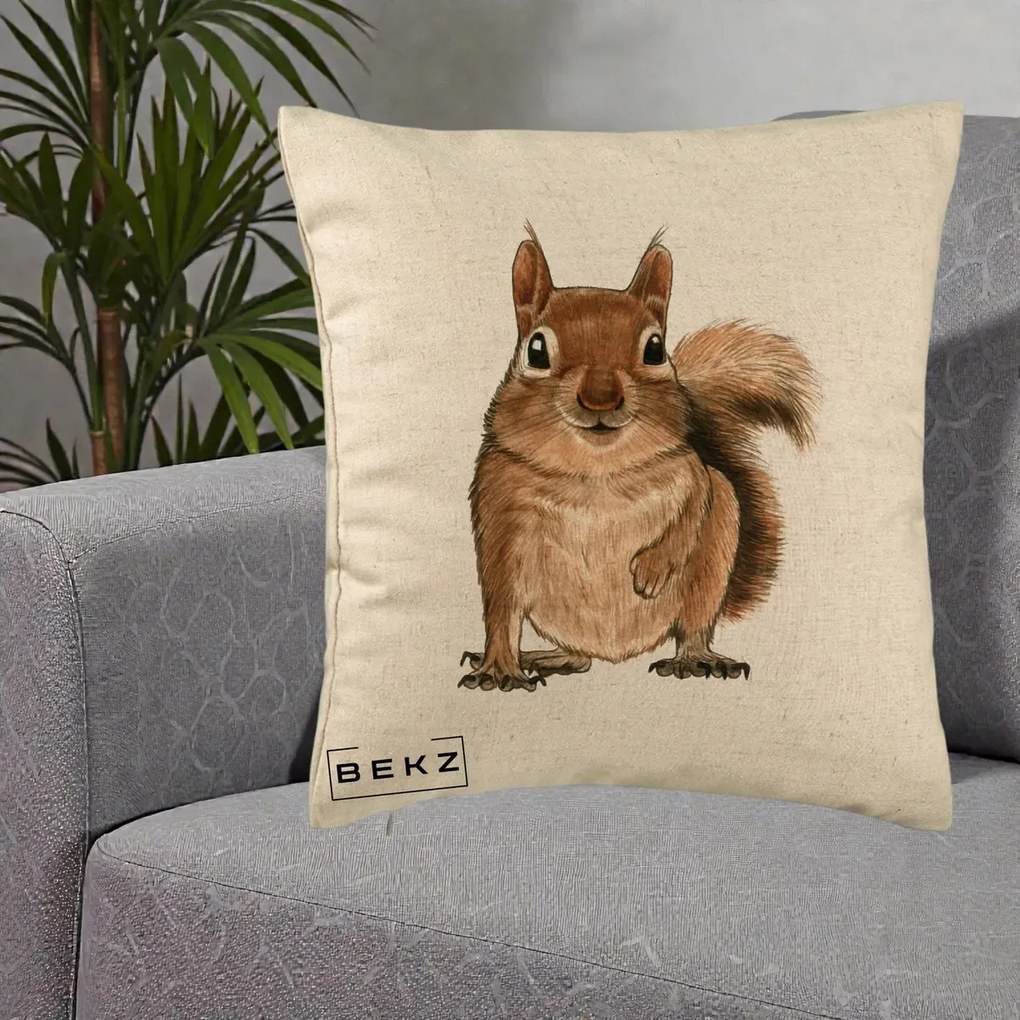 Perna Decorativa Veverita Acuarela, 40x40 cm, Bej, Husa Detasabila, Perna Inclusa, BEKZ®