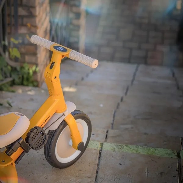 Tricicletă pentru copii PETITE&MARS 5 în 1 TURBO galben