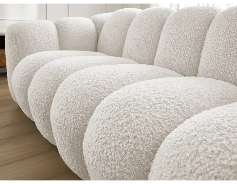 Canapea albă cu tapițerie din țesătură bouclé 232 cm Hippolyte – Bobochic Paris