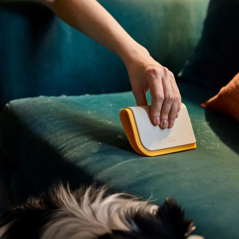 Instrument pentru indepartarea parului de animale Joseph Joseph CleanTech 3in1 6500037, Pentru locuri greu accesibile, Margine din cauciuc, Cleste, Bej