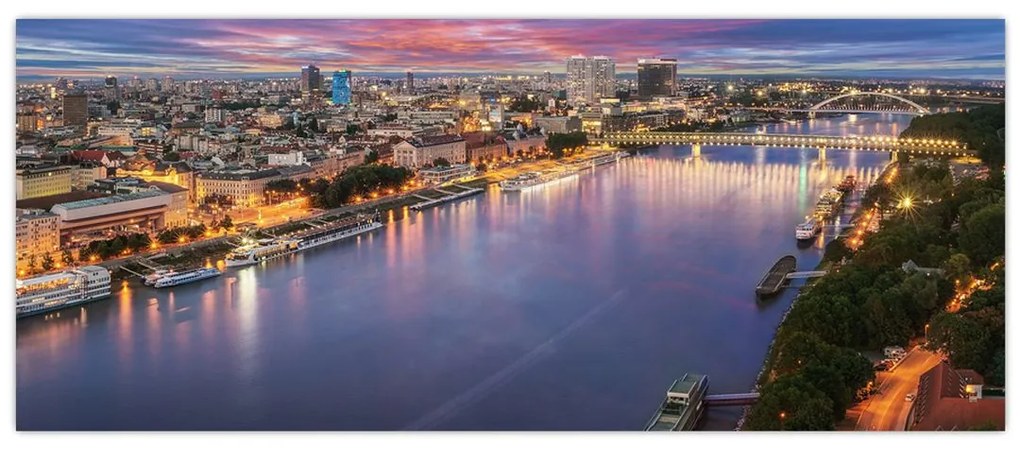 Tablou cu orașul Bratislava cu râu (120x50 cm)