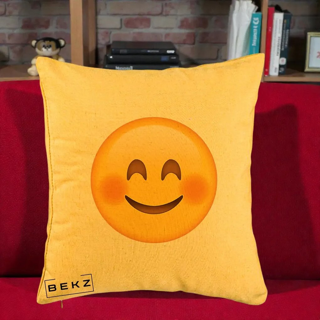 Perna Decorativa Emoji Fericit Roscat, 40x40 cm, Galben, Husa Detasabila, Perna Inclusa, BEKZ®