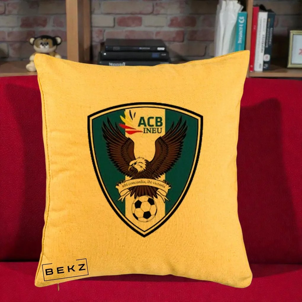 Perna Personalizata ACB Ineu Fotbal, 40x40 cm, Galben, Husa Detasabila, Perna Inclusa, BEKZ®