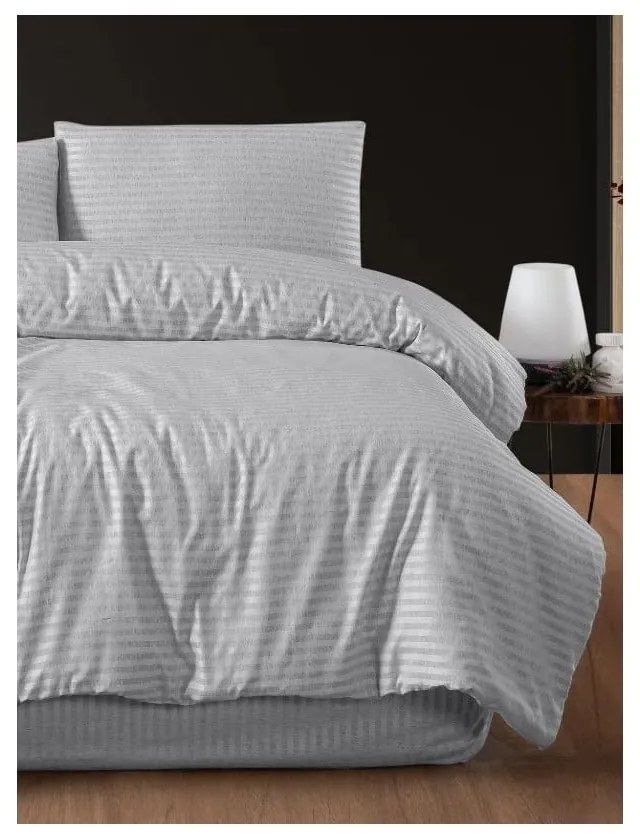 Lenjerie de pat gri deschis pentru pat dublu/canapea extinsă cu cearceaf inclus/cu 4 piese 200x220 cm – Mila Home