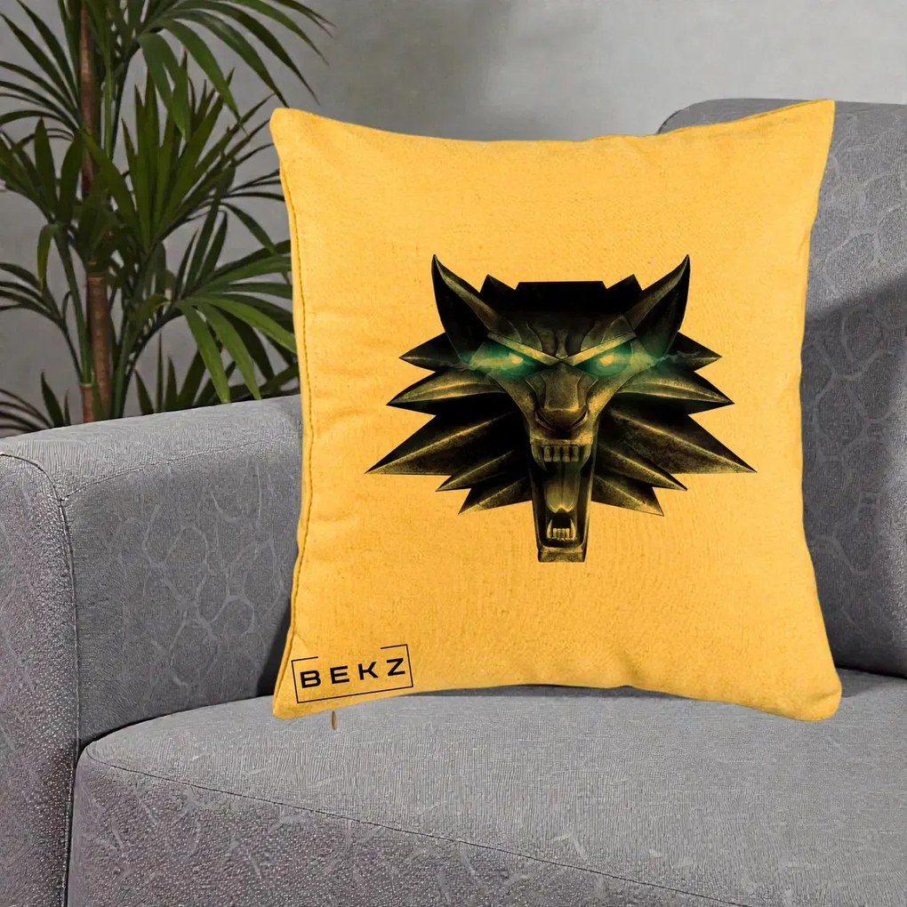 Perna Decorativa The Witcher Wolf Head, 40x40 cm, Galben, Husa Detasabila, Perna Inclusa, BEKZ®