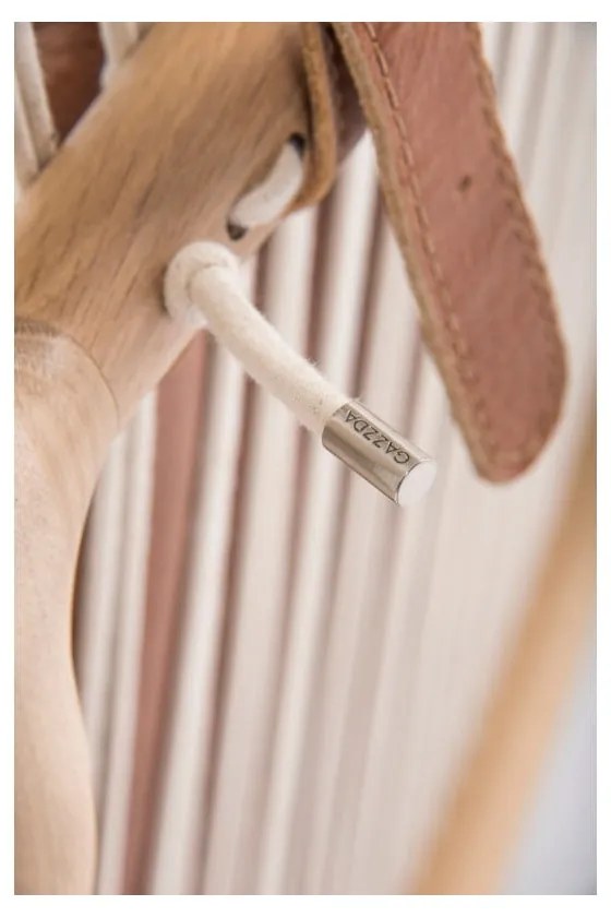 Fotoliu cu structură din lemn masiv de stejar şi șezut din piele bivol Gazzda Dedo, maro cognac