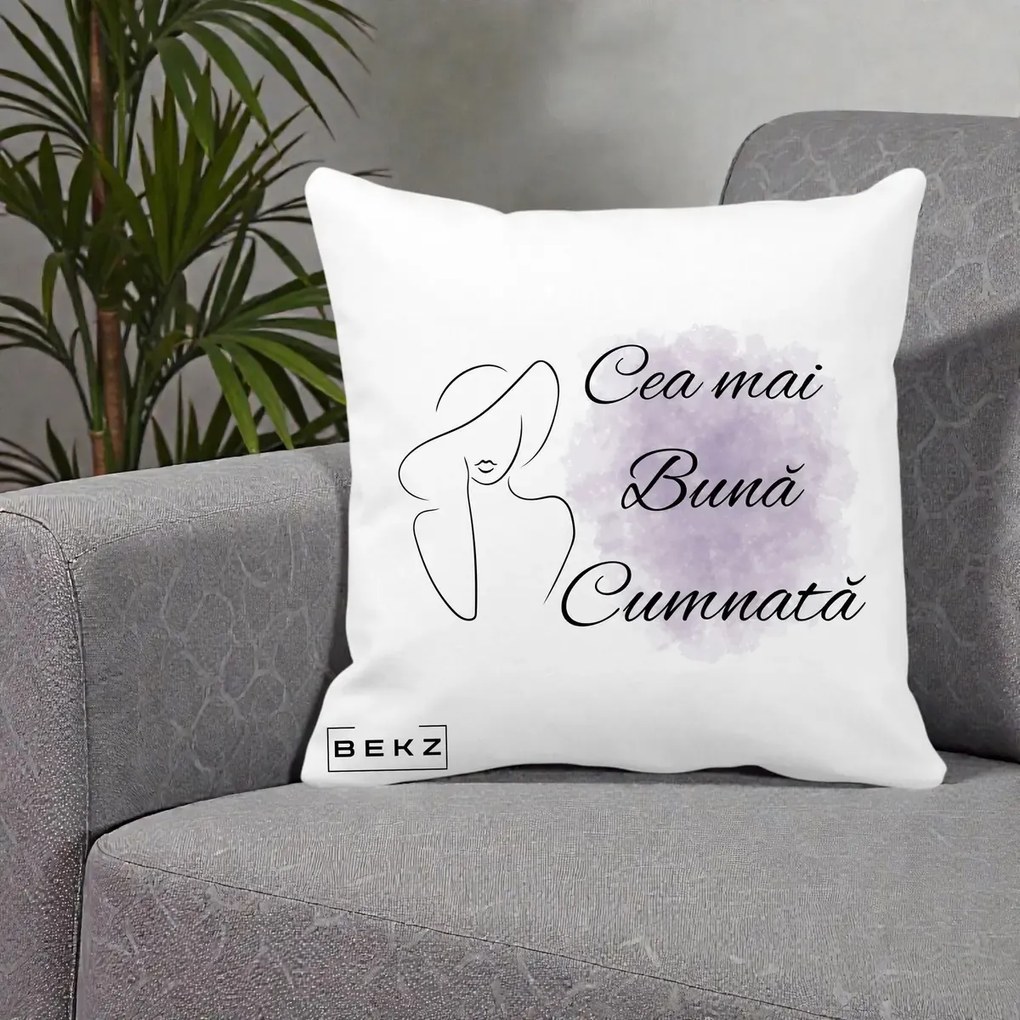 Cadou pentru Cumnata - Perna Personalizata Cea mai Buna Cumnata cu Silueta Dama si Pete Violet, 40x40 cm, Alba Mata, Husa Detasabila, Perna Inclusa, BEKZ®
