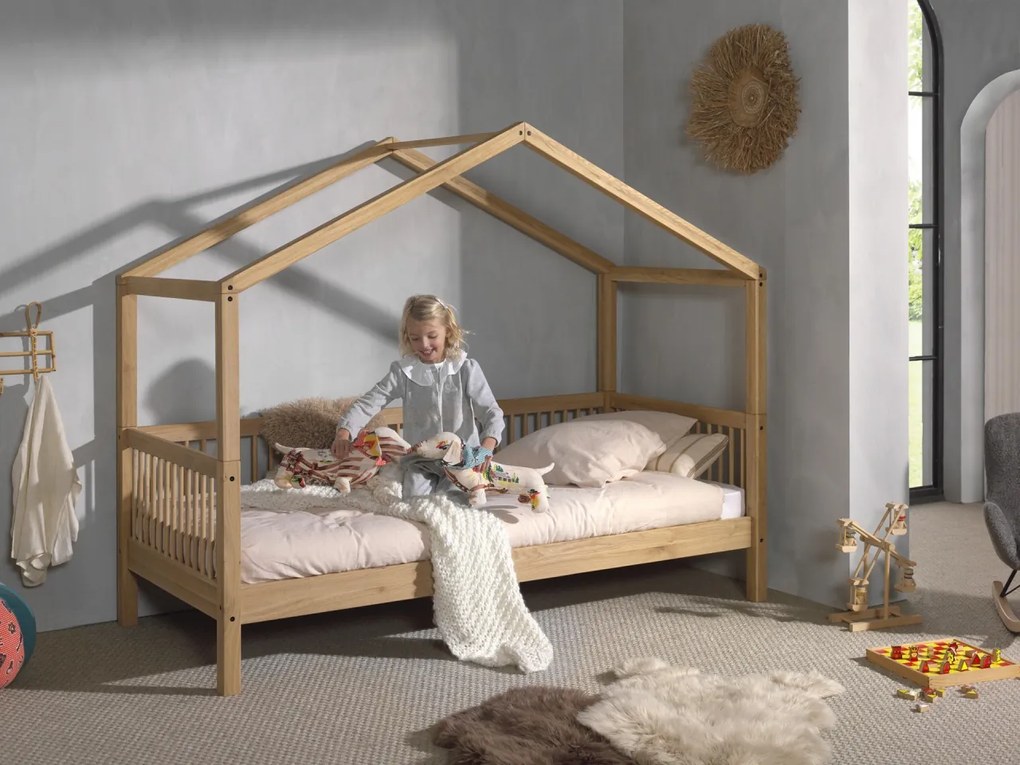 Set FORREST OAK format dintr-un Pat copii Vipack (90 x 200 cm), un sertar și un set de textile.