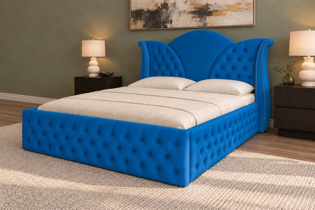 Pat tapițat Chesterfield din catifea Velora Deluxe Classic 140×200 cm, albastru, cu ladă de depozitare