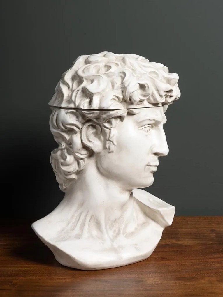 Statueta alba din rasina, cu spatiu de depozitare, David