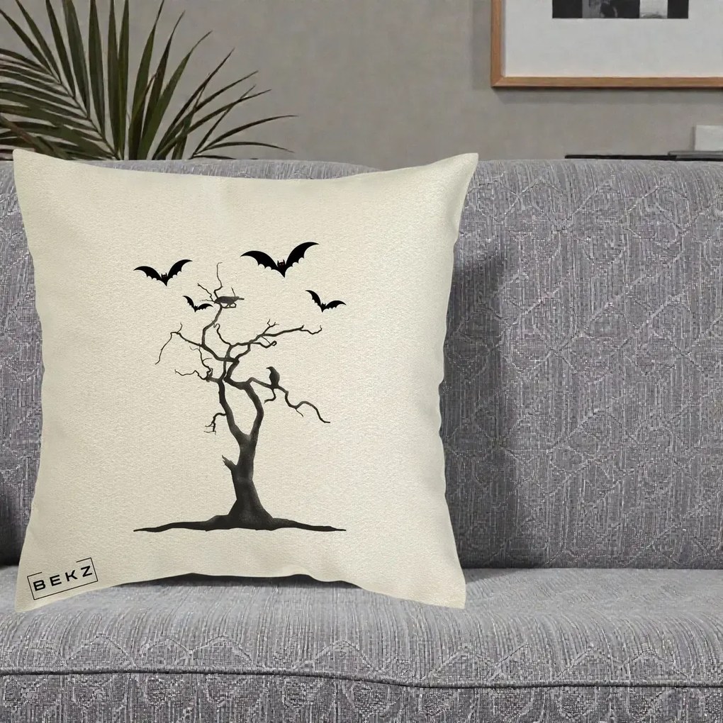 Perna Decorativa Halloween Copac cu Lilieci Alb-Negru, 40x40 cm, Ecru, Husa Detasabila, Perna Inclusa, BEKZ®