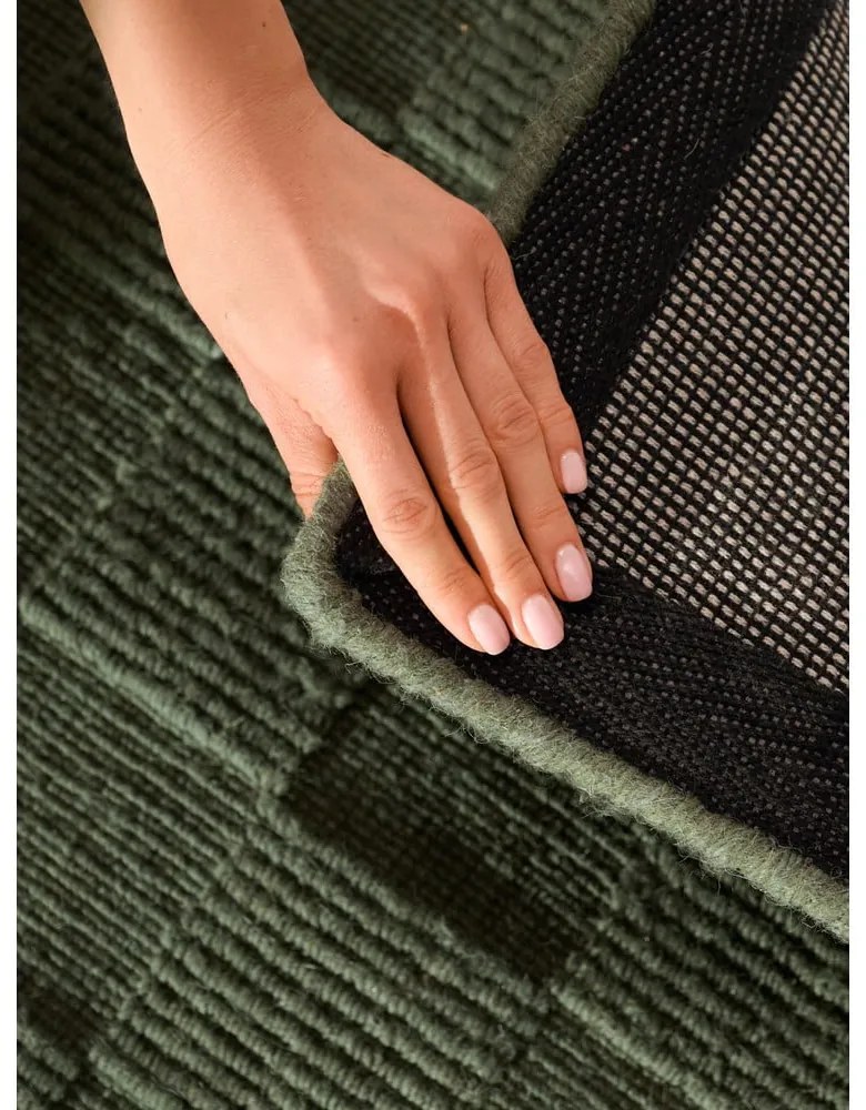 Covor tip traversă verde închis țesut manual din lână 80x200 cm Scala – Villeroy&Boch