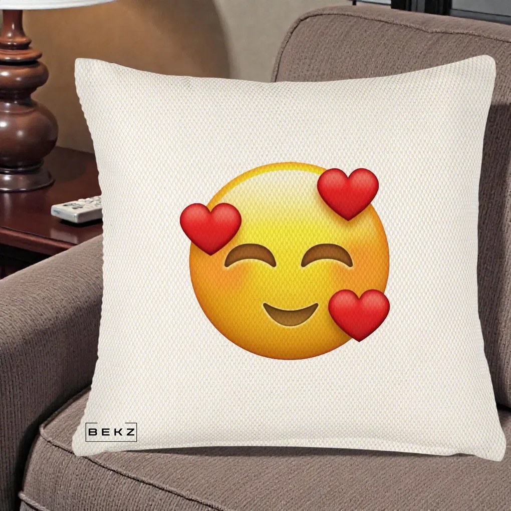 Perna Decorativa Emoji cu 3 Inimi, 40x40 cm, Crem Reliefat, Husa Detasabila, Perna Inclusa, BEKZ®