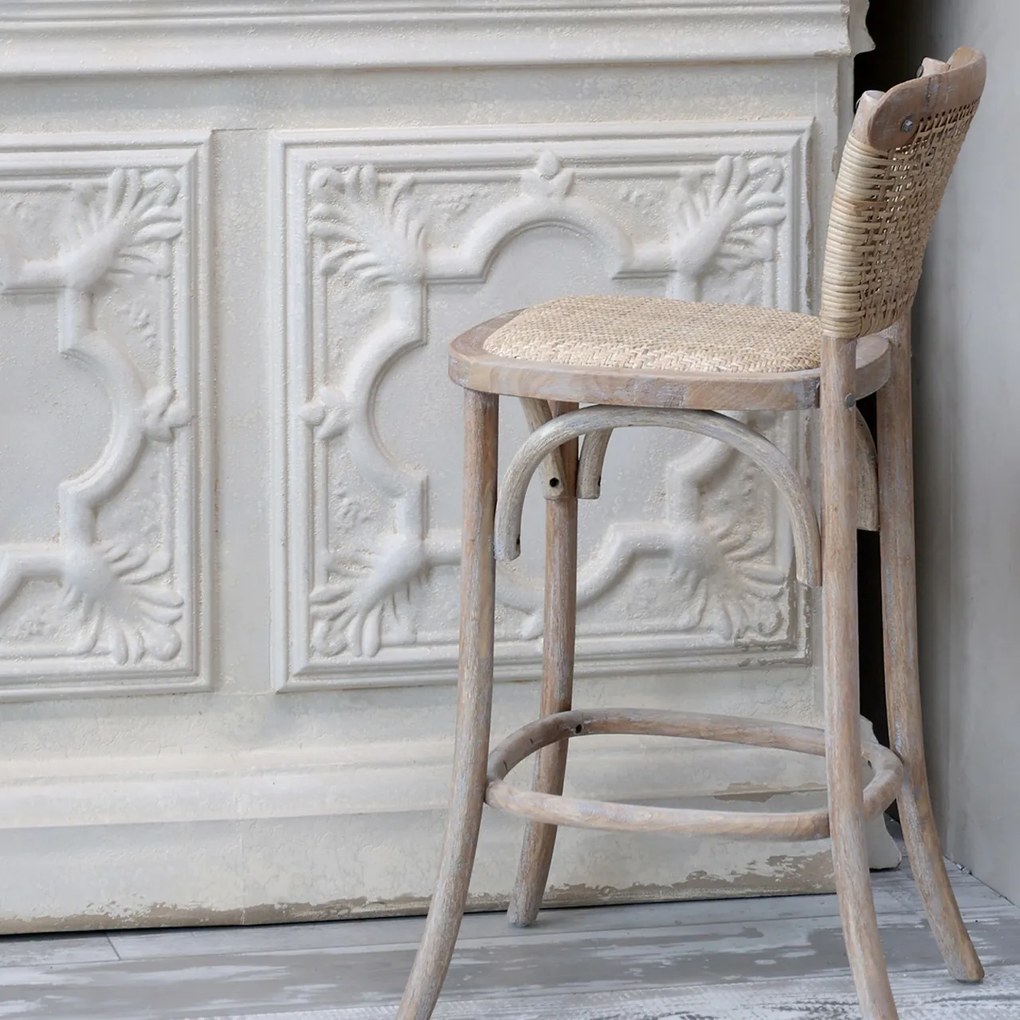 Scaun de bar cu spătar cannage din lemn de hevea și ratan, natur, cu arcuri și suport inelar pentru picioare, 103 x 51,5 x 43,5 cm, „Old French”