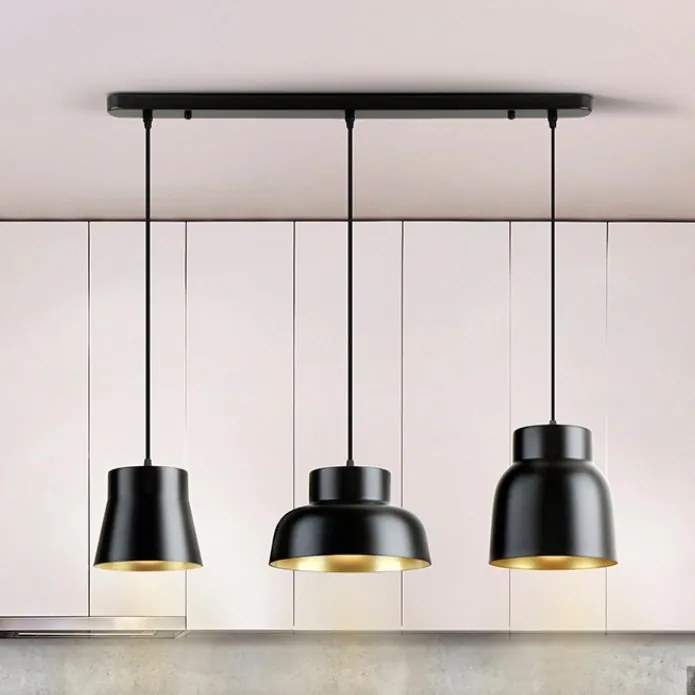 Lustra cu 3 pendule din metal negru cu auriu Vulcano