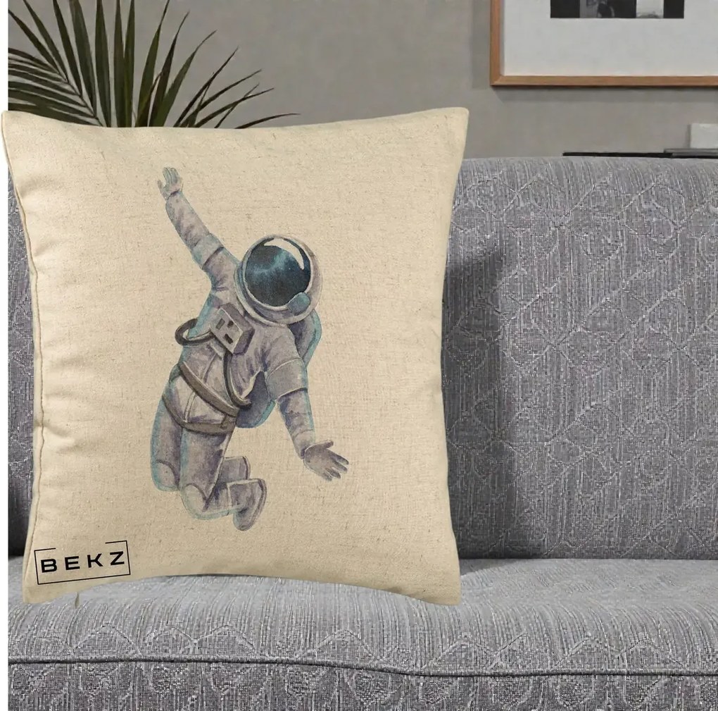 Perna Decorativa Astronaut Acuarela Zbor, 40x40 cm, Bej, Husa Detasabila, Perna Inclusa, BEKZ®