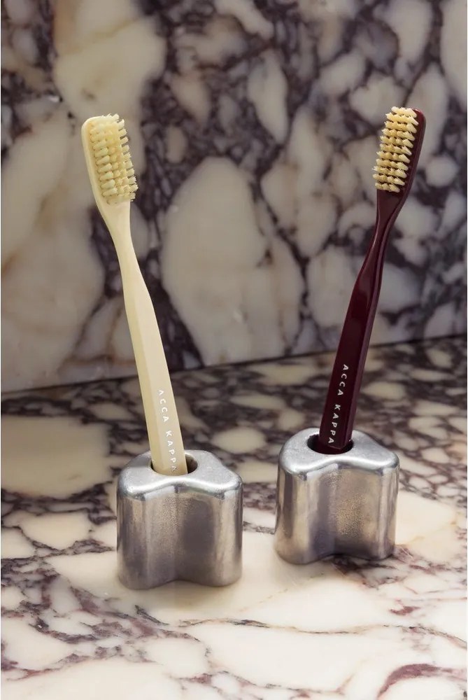 Suport pentru periuța de dinți argintiu din metal Mis – noo.ma