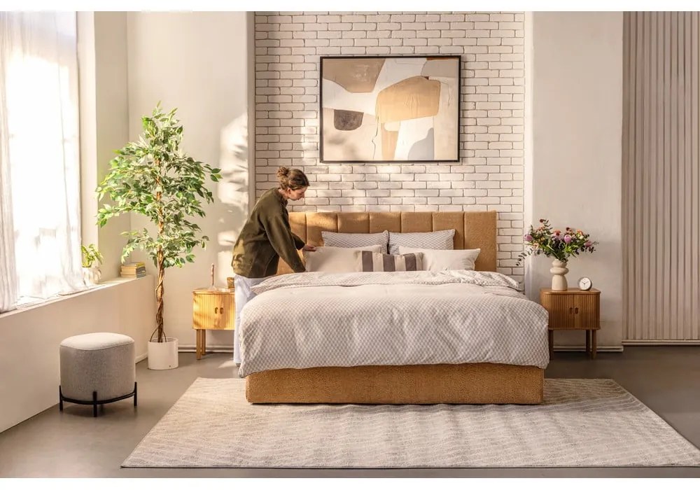 Pat dublu tapițat cu spațiu de depozitare cu saltea și somieră 180x200 cm în culoarea muștar Thessa Bold Line - Bonami Selection