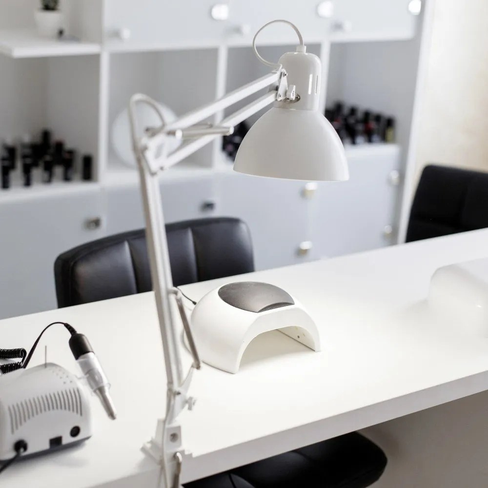 Veioză albă cu structură flexibilă/cu clemă (înălțime 73,5 cm) Tajo – Trio