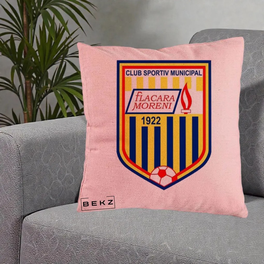 Perna Personalizata CSM Flacara Moreni 1922 Fotbal, 40x40 cm, Roz, Husa Detasabila, Perna Inclusa, BEKZ®