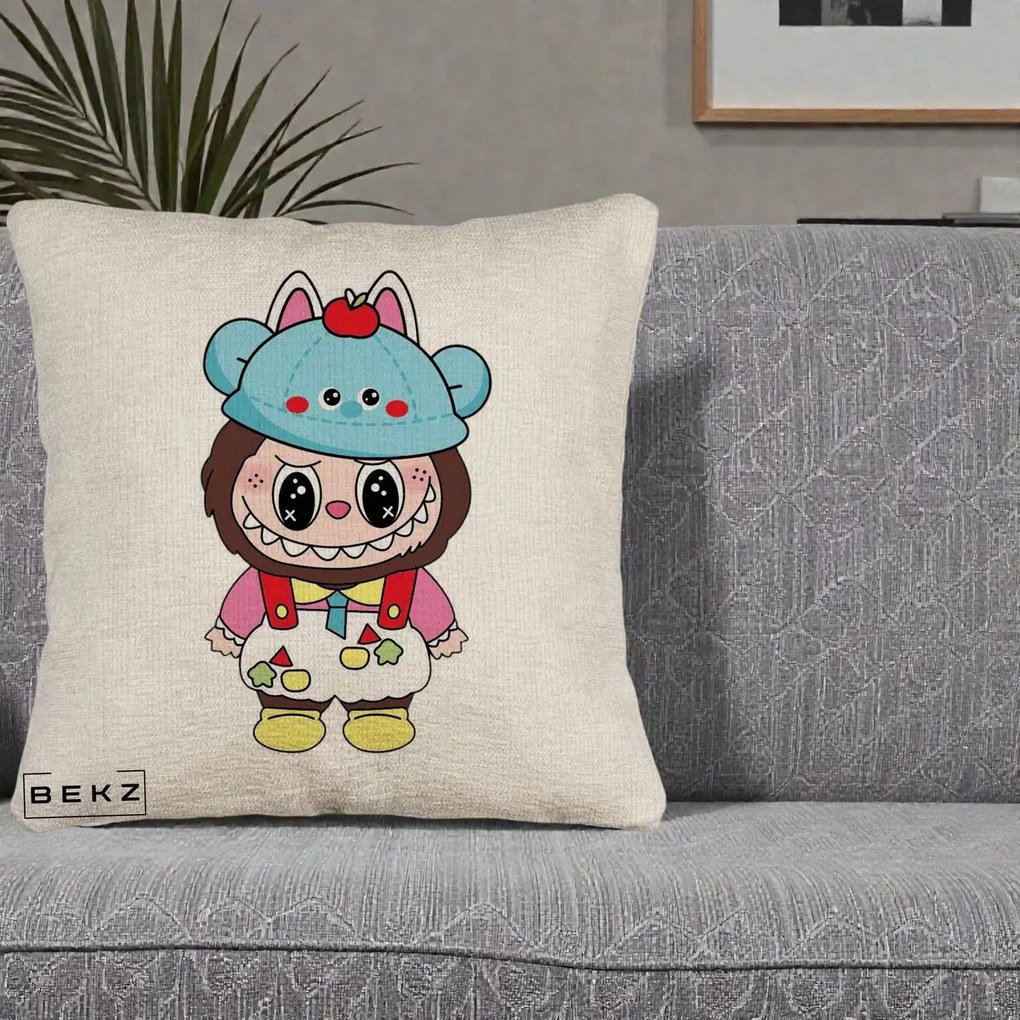 Perna Personalizata Labubu x Urs Albastru Colorat, 40x40 cm, Bej Canapea, Husa Detasabila, Perna Inclusa, BEKZ®