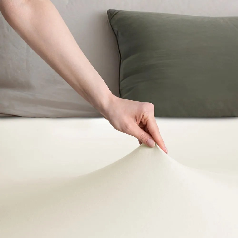 Cearceaf alb-crem din jerseu cu elastic 240x200 cm Amber – Restilo
