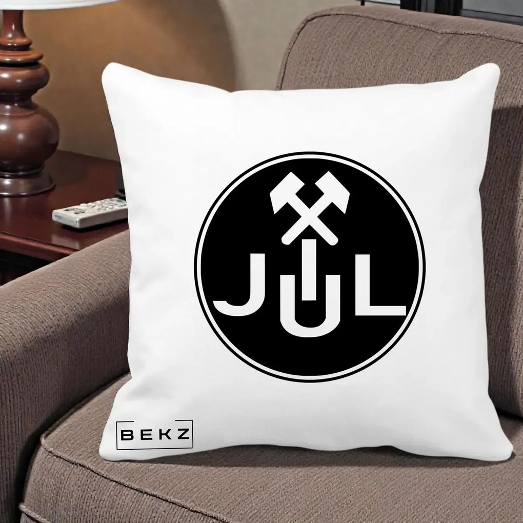 Perna Personalizata JUL Jiul Lupeni Fotbal, 40x40 cm, Alba Mata, Husa Detasabila, Perna Inclusa, BEKZ®