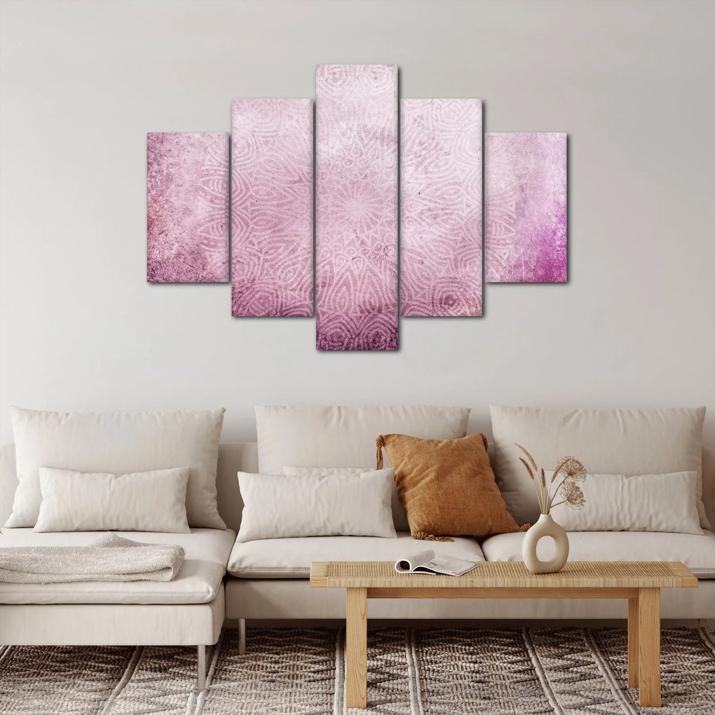 Tablou - Mandala pe zid roz (150x105 cm)