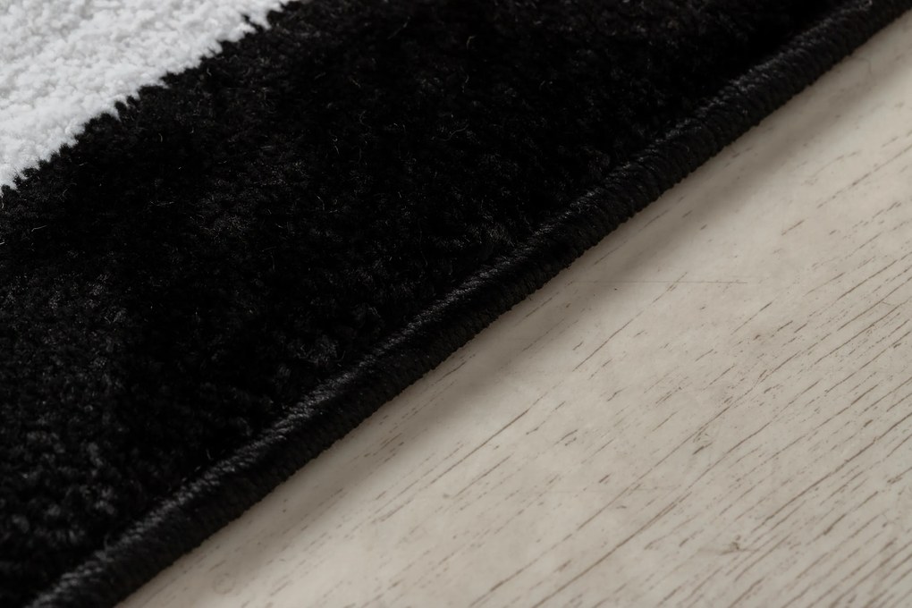 Covor HAMPTON cadru negru - SECUNDAR-COTATI PRODUSUL