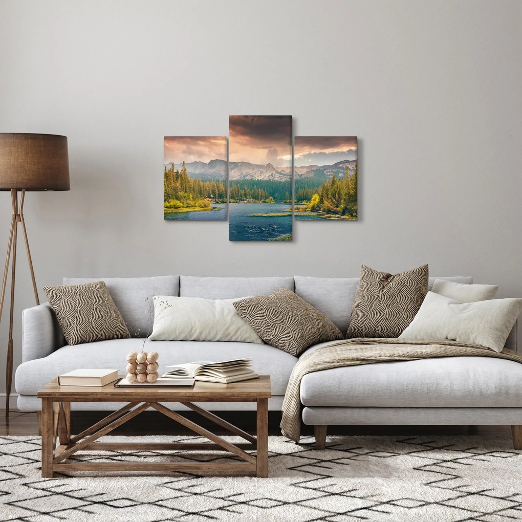 Tablou cu râu montan și munți (90x60 cm)