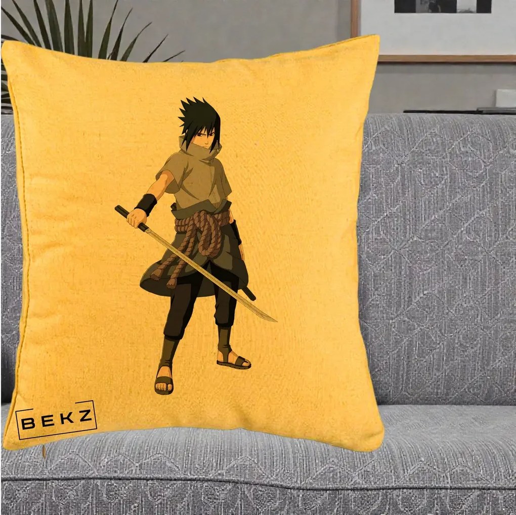 Perna Personalizata Naruto Sasuke Uchiha cu Sabia, 40x40 cm, Galben, Husa Detasabila, Perna Inclusa, BEKZ®