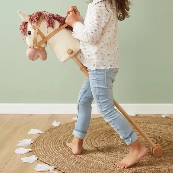 Căluț de jucărie pe băț Bieco GINGER căluț