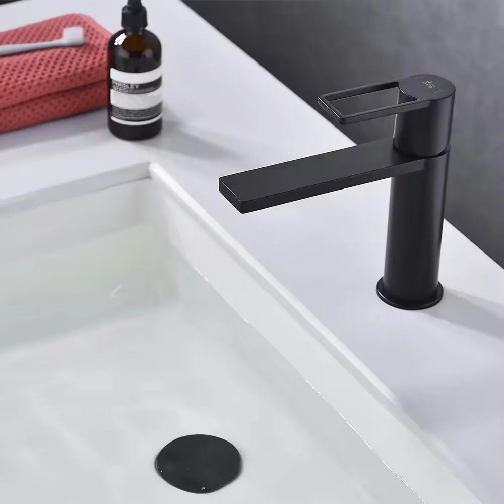 Baterie pentru baie Rea Flip Black low