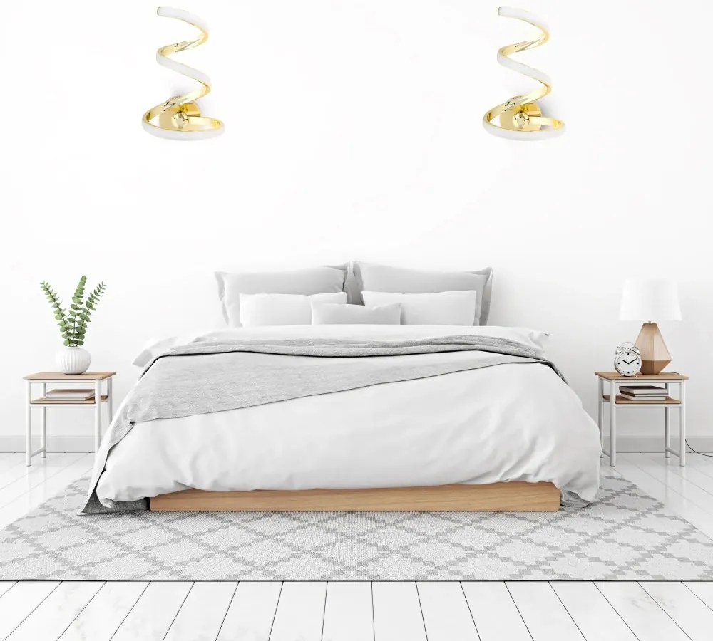 Corp de iluminat elegant cu design modern crom