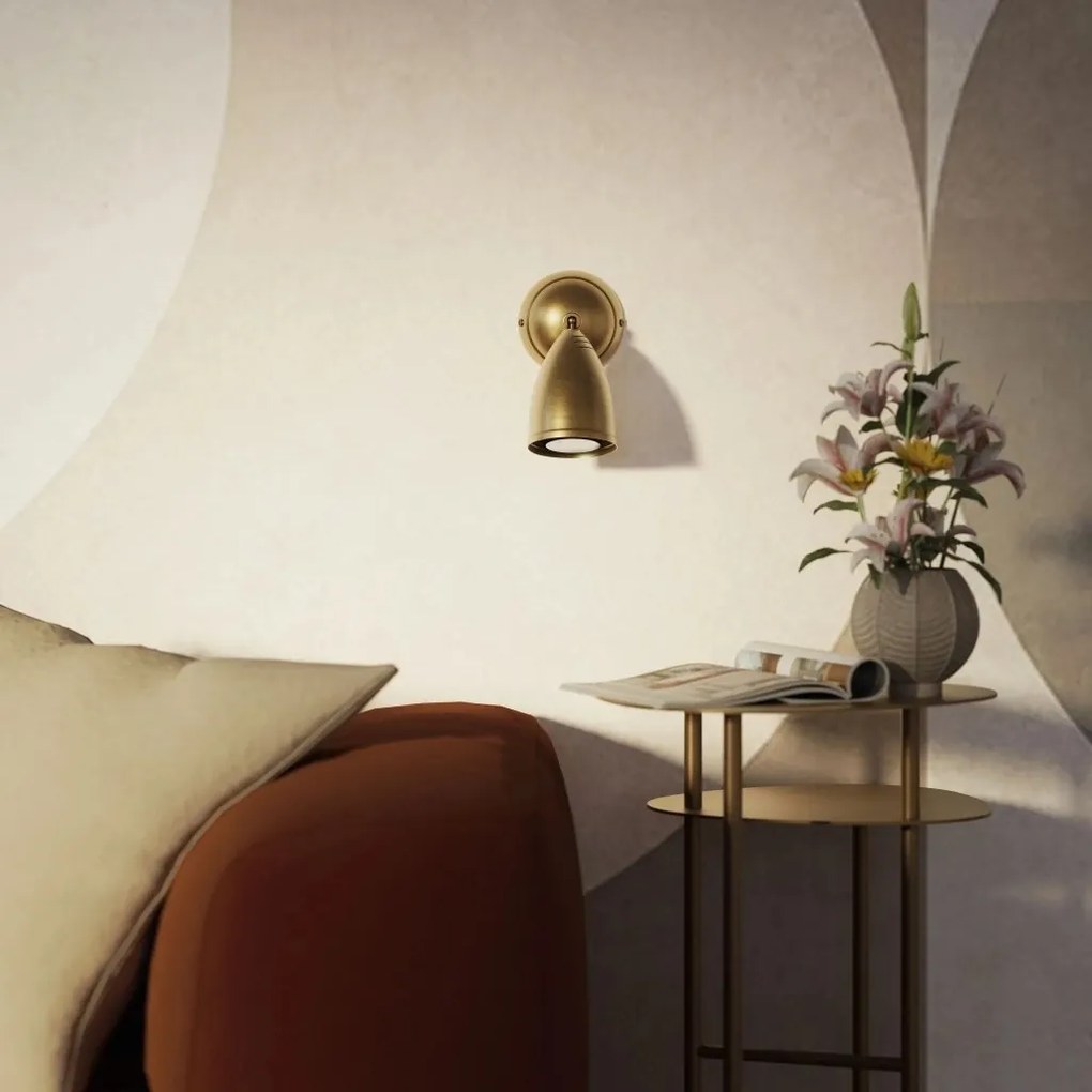 Aplica de perete din alama cu spot directionabil Stoccolma