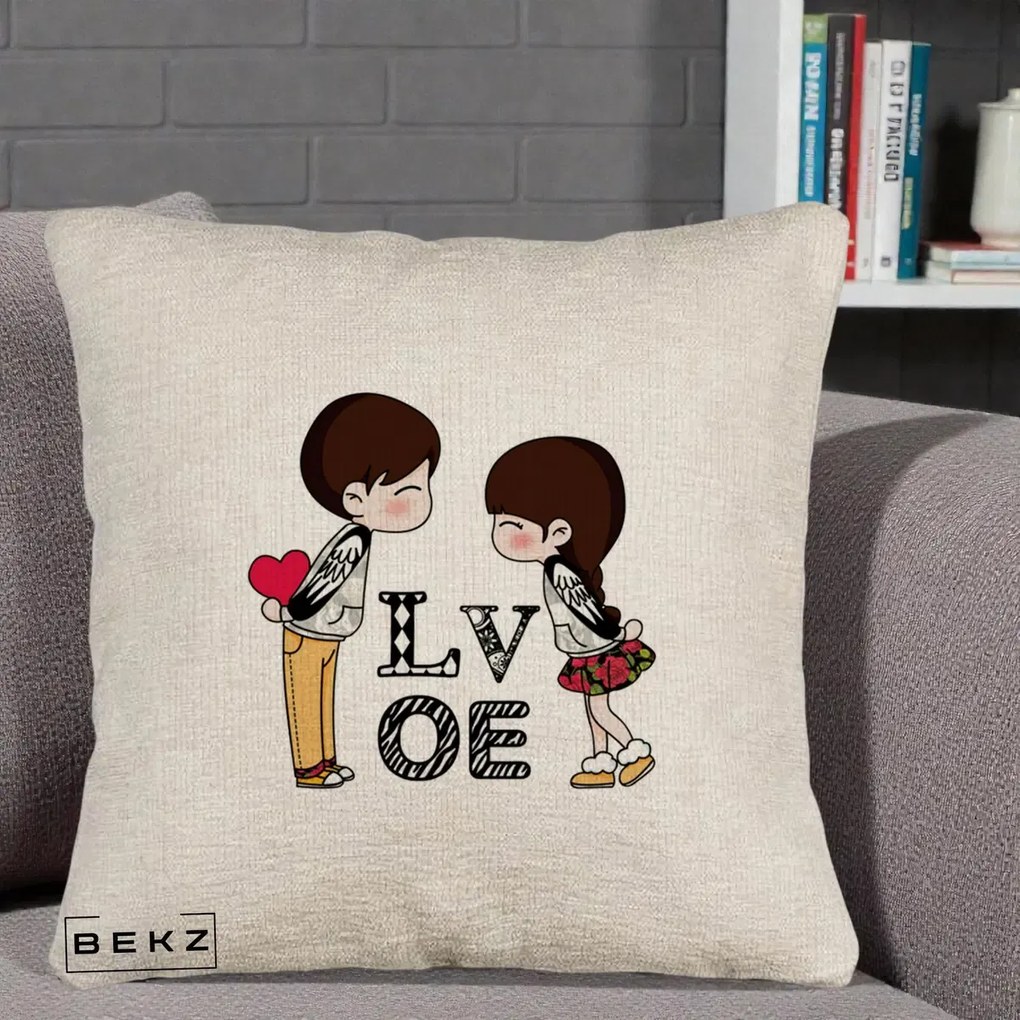Cadou Romantic - Perna Personalizata Cuplu Kawaii LOVE, 40x40 cm, Bej Canapea, Husa Detasabila, Perna Inclusa, BEKZ®
