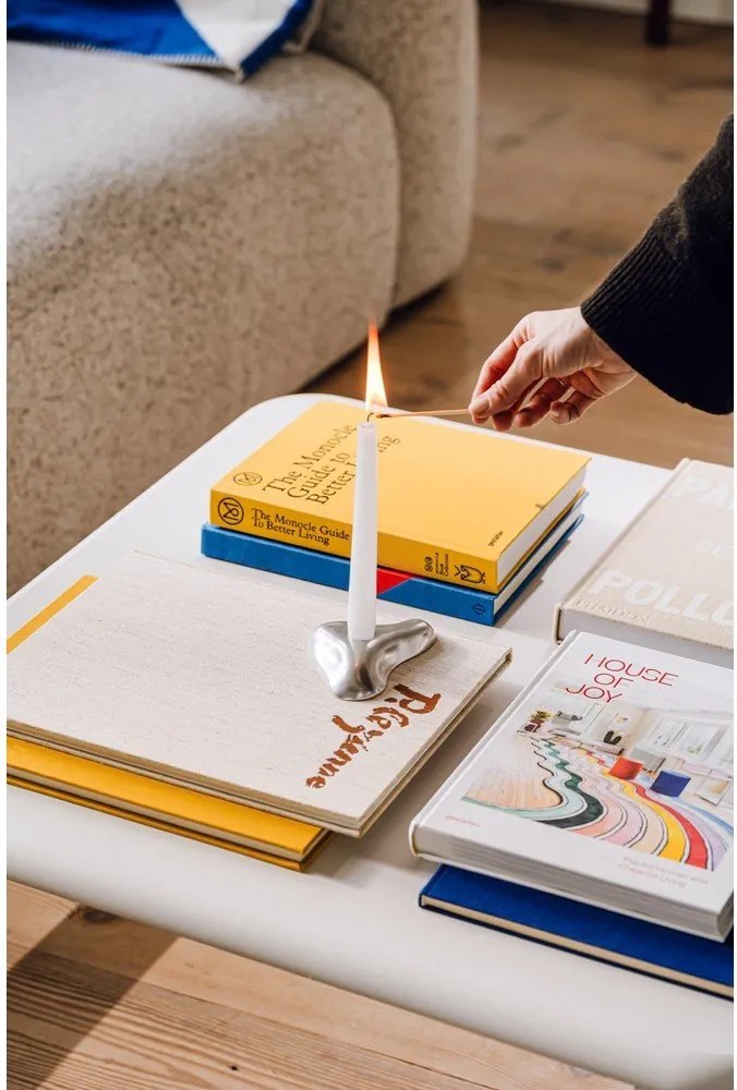 Sfeșnic din metal Mis – noo.ma