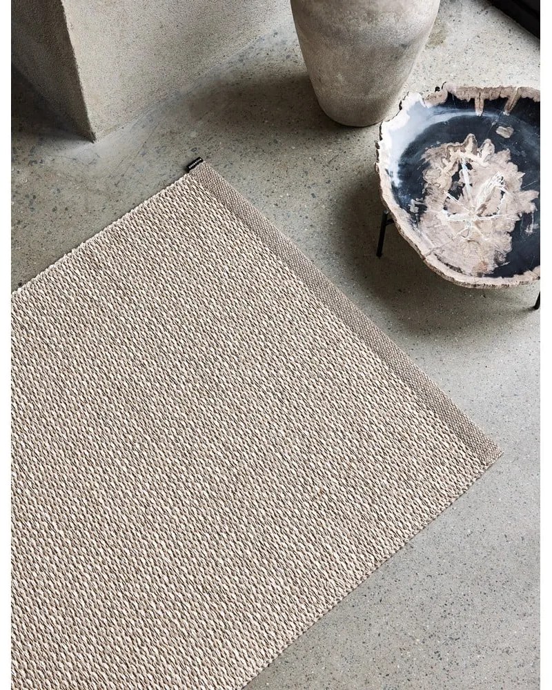 Covor pentru exterior și interior crem 60x85 cm Effi Mud – Pappelina