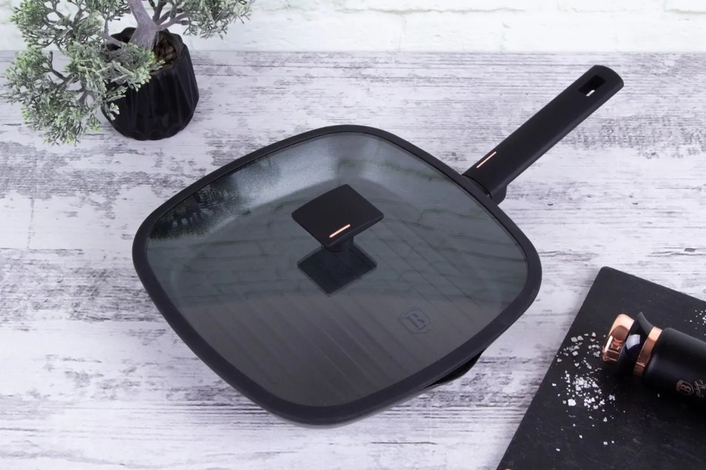 RESIGILAT - Tigaie grill cu capac 28 cm antiaderenta cu titan Monaco Collection Berlinger Haus BH 7093