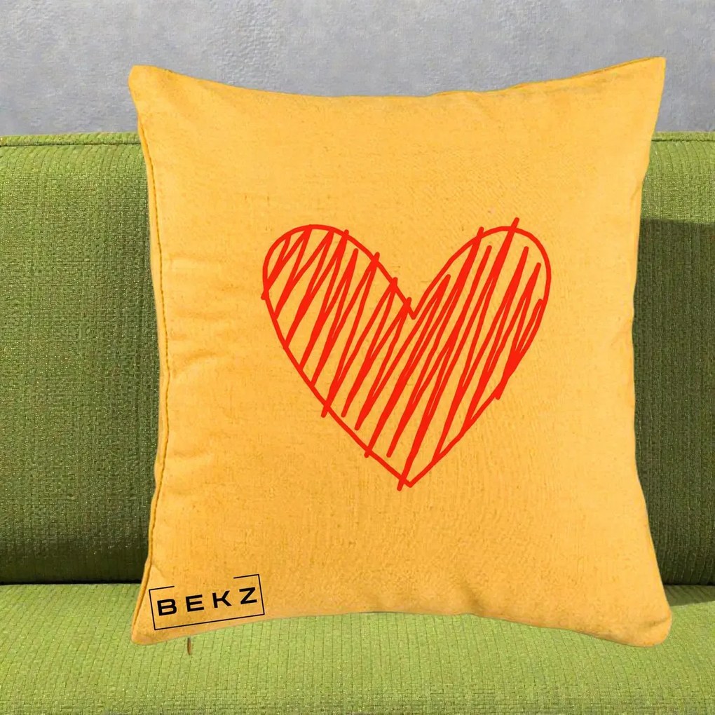 Perna Decorativa Inima Rosie Desen Manual, 40x40 cm, Galben, Husa Detasabila, Perna Inclusa, BEKZ®