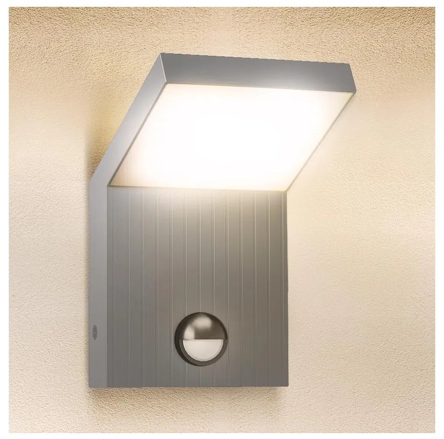 Brilagi - Aplică de perete LED pentru exterior cu senzor RIANO, LED/8W/230V, argintie