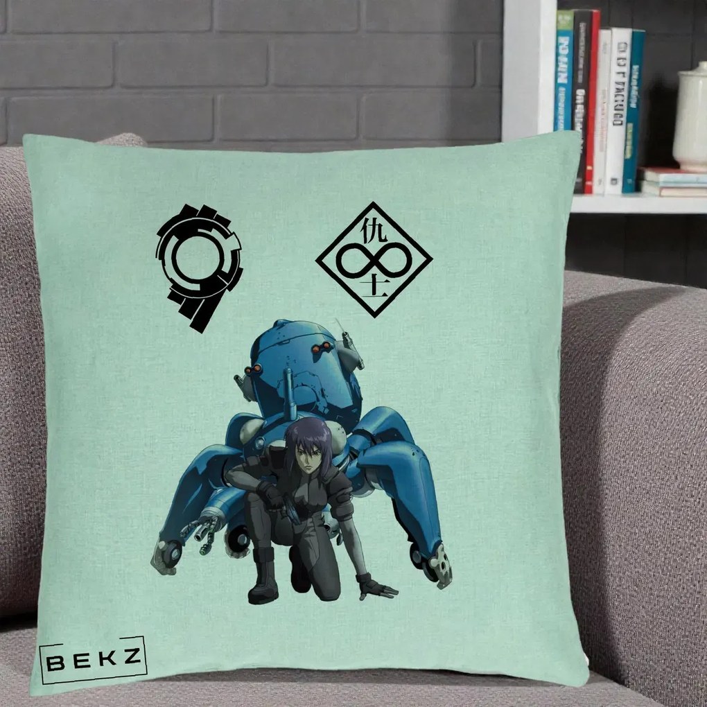 Perna Personalizata Ghost in the Shell Motoko si Tachikoma, 40x40 cm, Verde Menta, Husa Detasabila, Perna Inclusa, BEKZ®