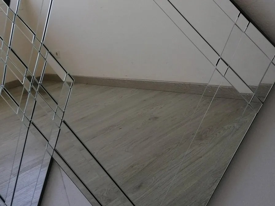 Oglinda decorativa design modern Vega 115x110cm