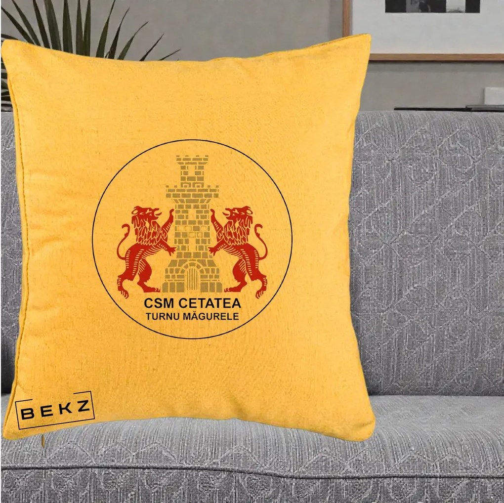 Perna Personalizata CSM Cetatea Turnu Magurele Fotbal, 40x40 cm, Galben, Husa Detasabila, Perna Inclusa, BEKZ®