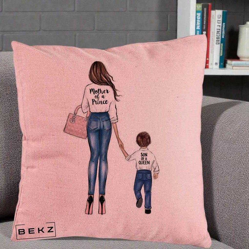 Cadou pentru Mama - Perna Personalizata, Model Mother of a Prince, 40x40 cm, Roz, Husa Detasabila, Perna Inclusa, BEKZ®