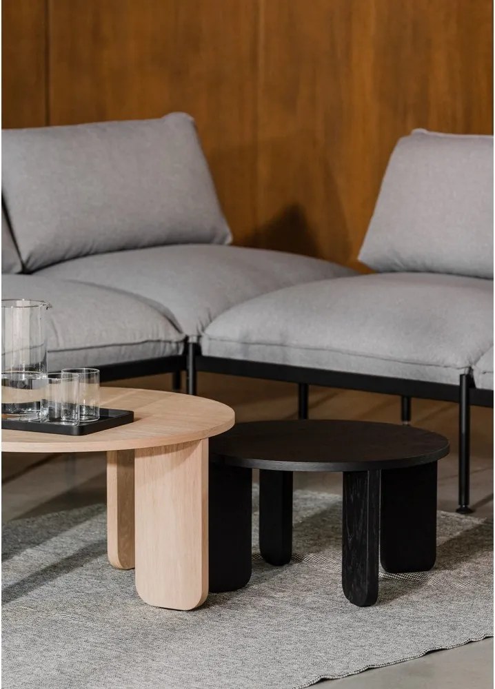 Măsuță de cafea neagră rotundă cu blat cu aspect de lemn de stejar ø 55 cm Kuvu – noo.ma