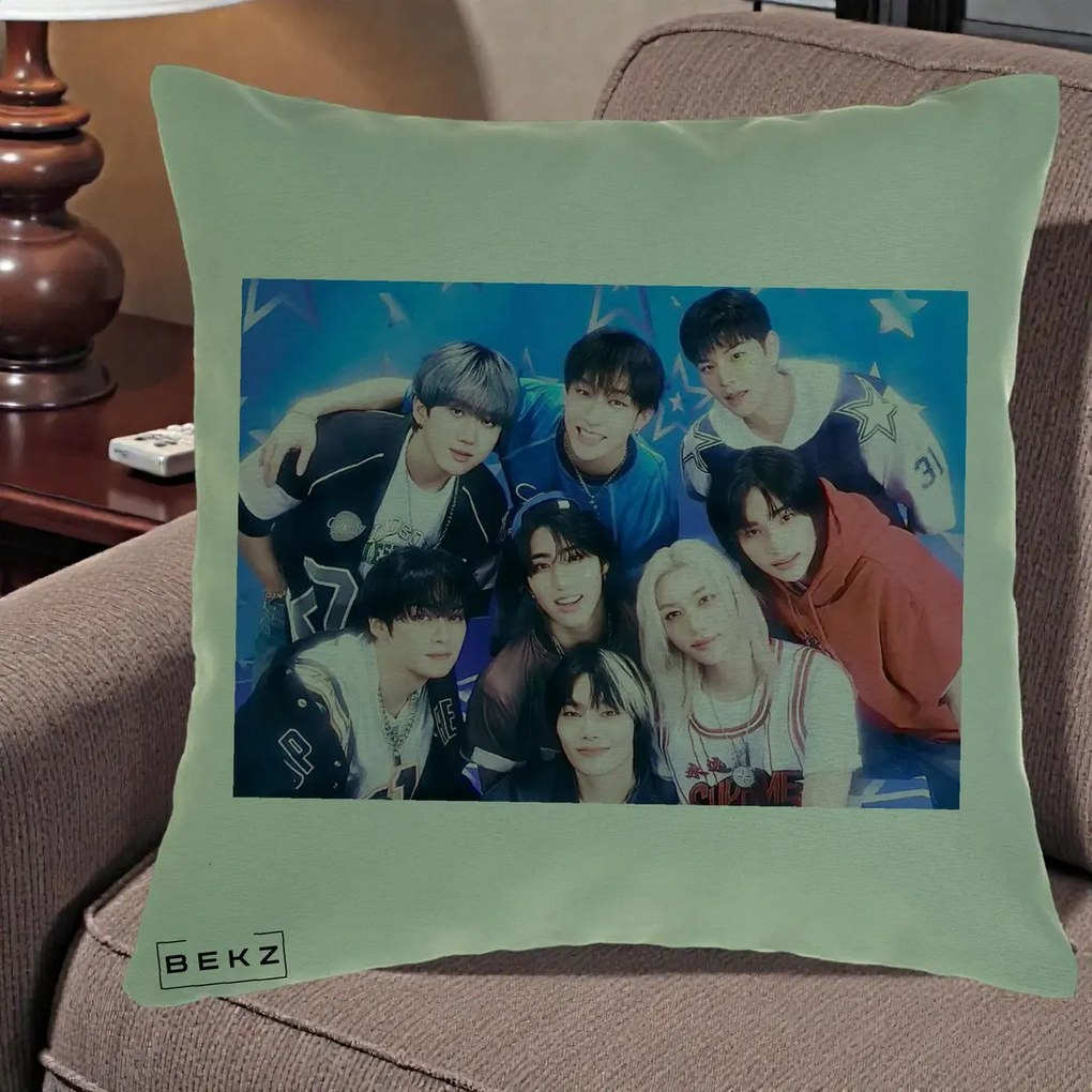 Perna Personalizata K-Pop Grup Foto Stele, 40x40 cm, Verde, Husa Detasabila, Perna Inclusa, BEKZ®