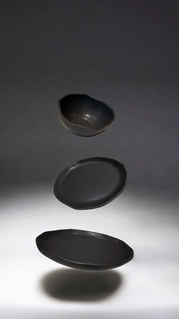 Set Farfurii NOVUM Vulcano 3 piese Negru Mat Carbon (1 Farfurie 26cm, 1 Farfurie 20cm, 1 Bol 480ml) Glazurat Manual